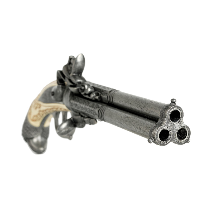 XVIII 18th century 3 barrel augsburg pistol 1775 - front 