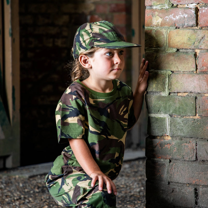 child wearing Children’s camo cap in woodland DPM