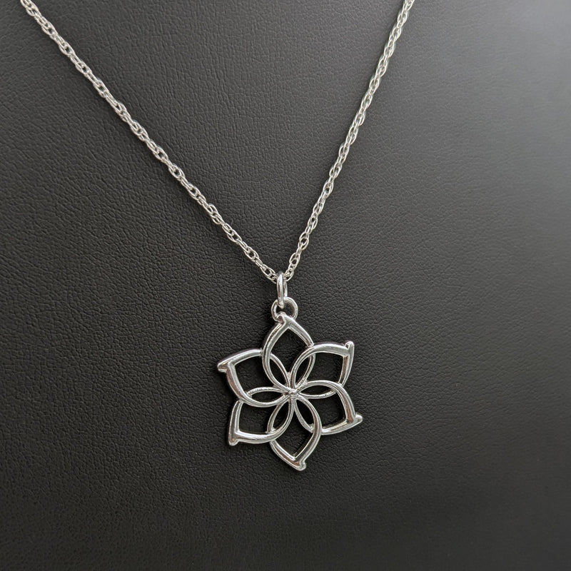 Galadriel Flower Sterling Silver Necklace - The Hobbit