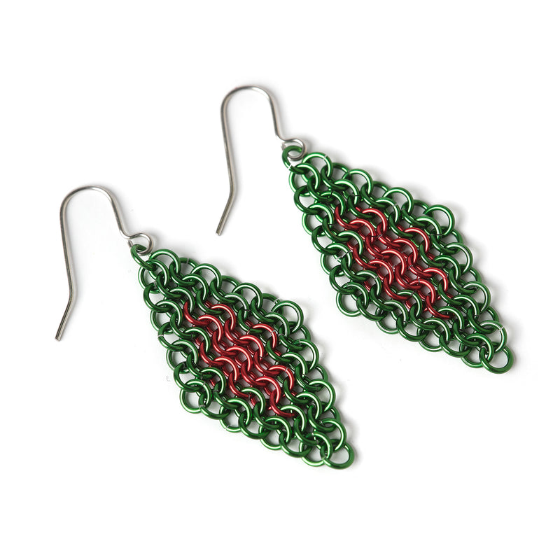 Diamond shaped green and red chevron chainlink earrings- 45 degree angle