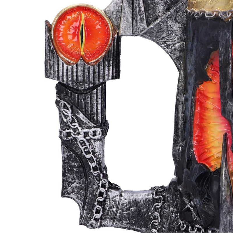 Lord of the Rings Sauron Tankard close up detail of eye of sauron on the handle 