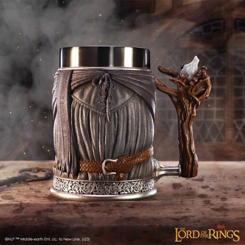 Decorative mug inspired by 'The Lord of the Rings' with detailed design and handle.