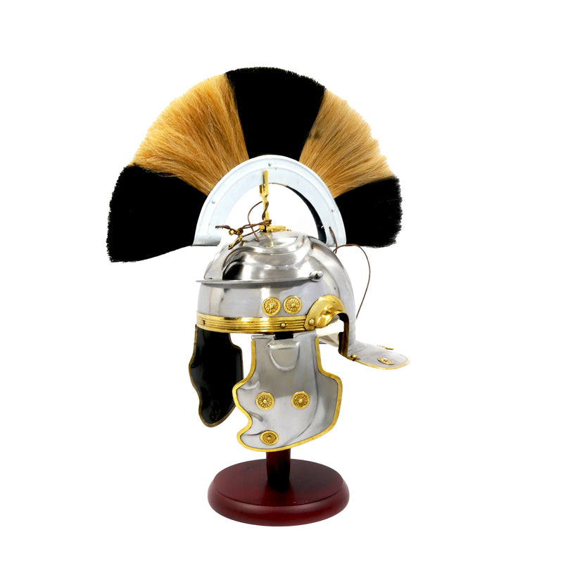 Roman Gallic G helmet front left view