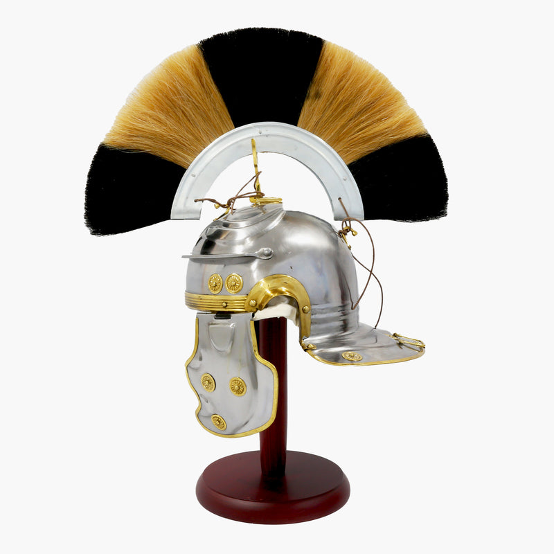 Roman Gallic G helmet left view