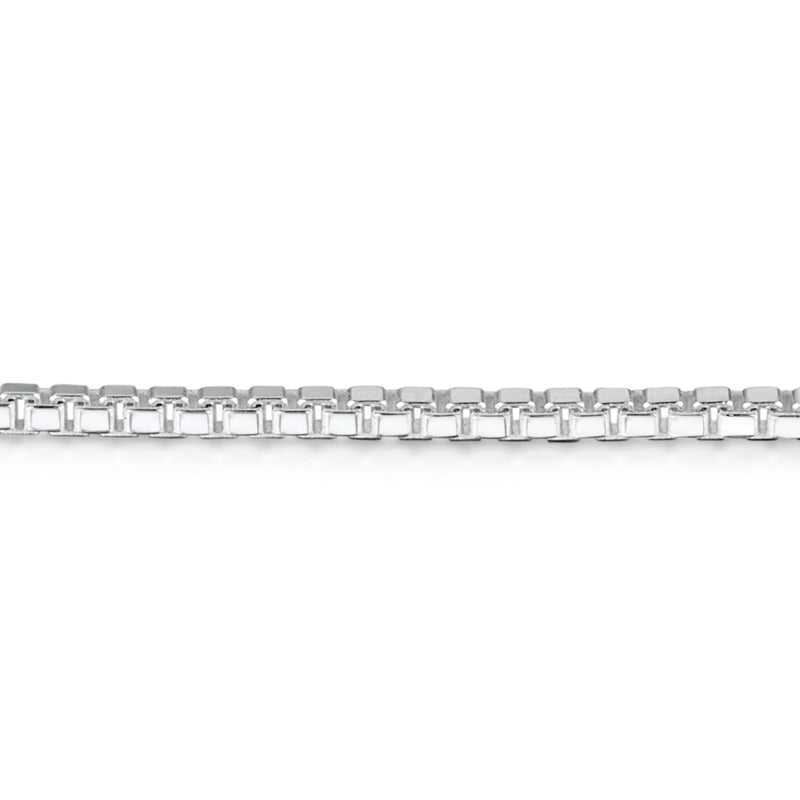 Spiral poppy pendant necklace chain detail