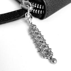 Scroll chain maille zip clip