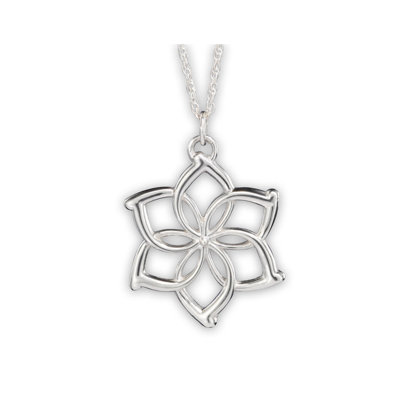 galadriel flower necklace close up