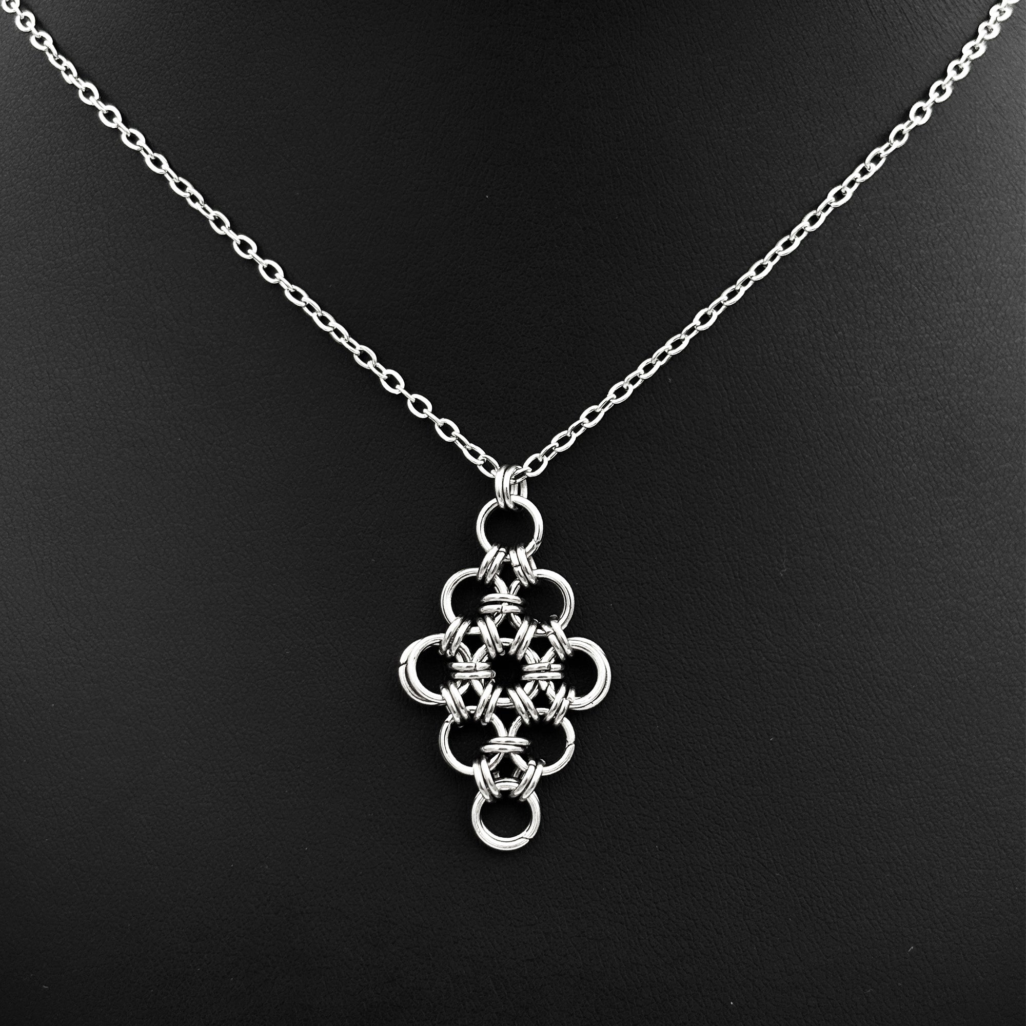 Mini Japanese Chainmail Necklace – Royal Armouries Museum Shop